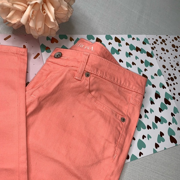 Merona’ Salmon Mid Rise Skinny Jeans - Picture 2 of 8